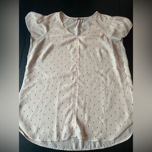 Womans short sleeve top